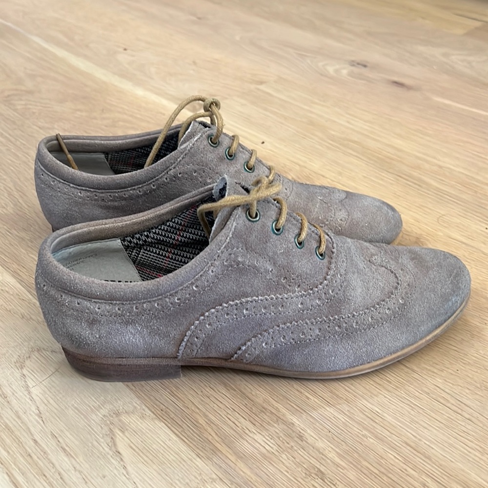 BP suede Oxford loafer